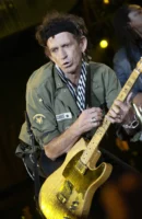 Keith Richards of The Rolling Stones performing during the Licks Tour at Edison International Field, 2002, photographed by Annamaria DiSanto